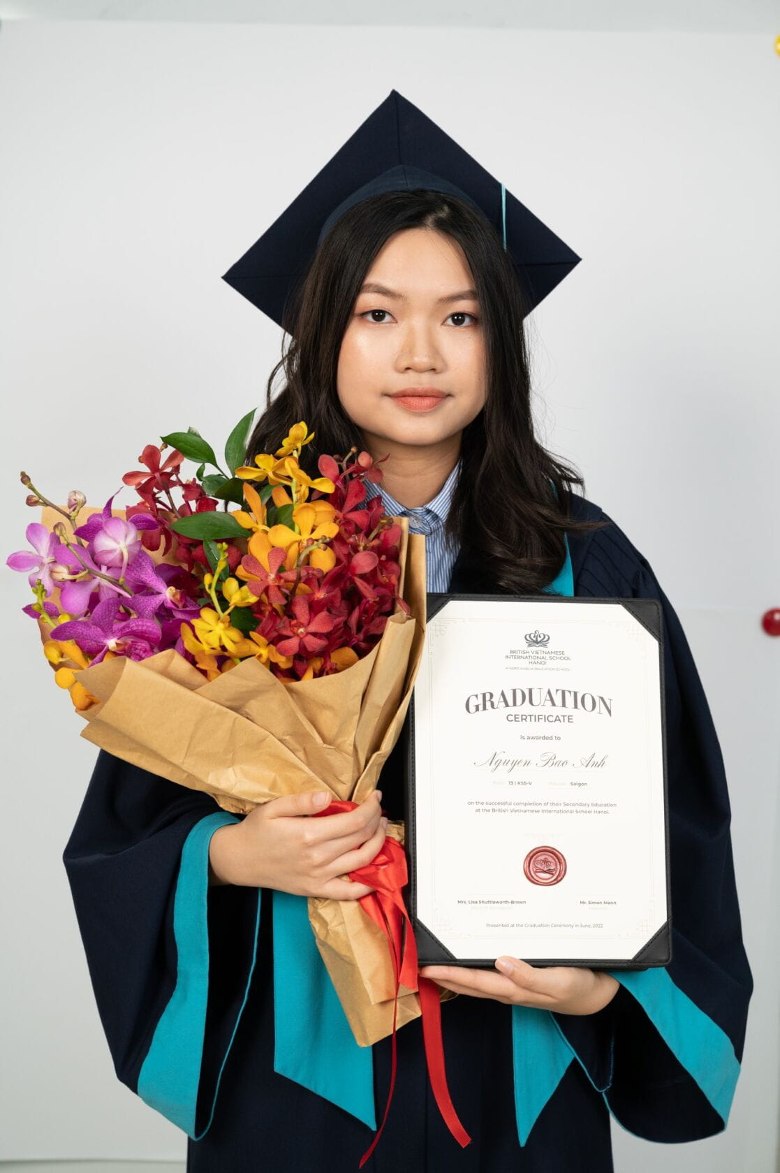 10 Học Sinh Tốt Nghiệp Xuất Sắc Tại BVIS Hà Nội - 10 Outstanding BVIS Graduates